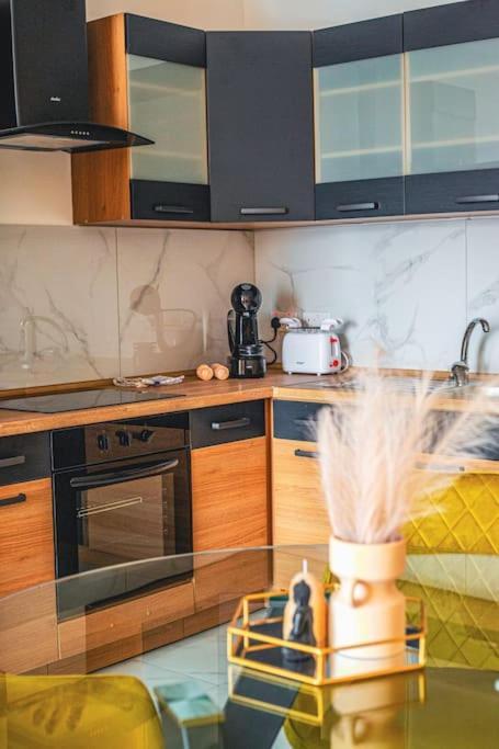 Stylish Seafront Spinola Apartment Saint Julian's Exterior photo